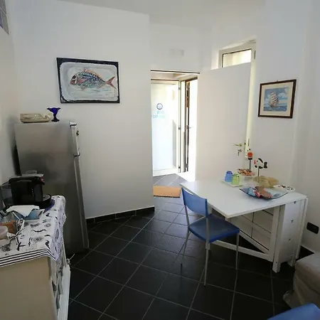 Stop And Go Bed & Breakfast Scilla